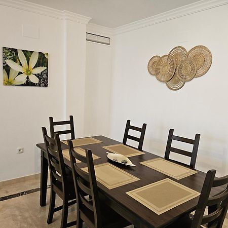 3 Bedrooms With Pool & Parking, Close To Sea And Gibraltar Manilva Exteriér fotografie